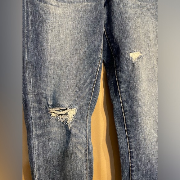 Blank NYC Mid Rise Skinny Jeans Women 28 Ankle Crop Distressed Whiskered Raw Hem - Picture 2 of 10